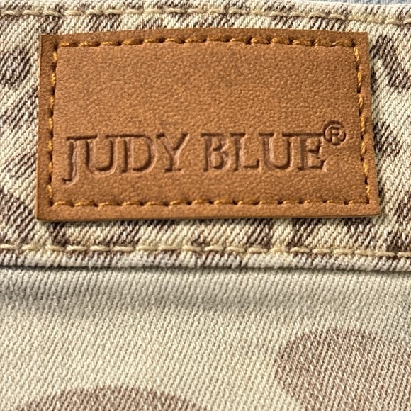 Judy Blue Slim Fit Jeans Women's 11/30 Light Wash Leopard Waistband - Picture 10 of 12